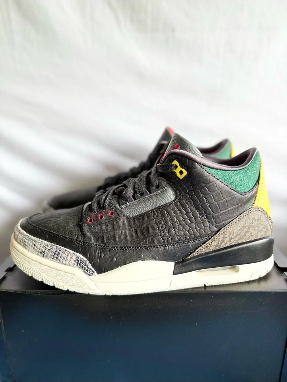 AUTHENTIC Jordan 3 Retro SE Animal Instinct 2.0 size 10 CV 3583-003 2020 USED